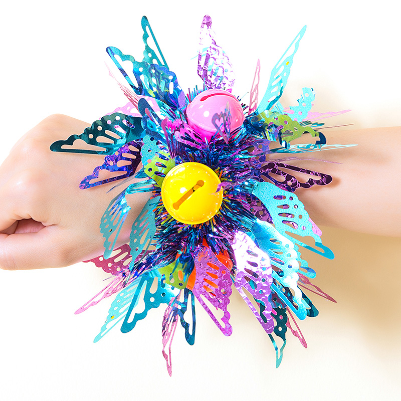 儿童舞蹈表演手腕花手花铃铛手环