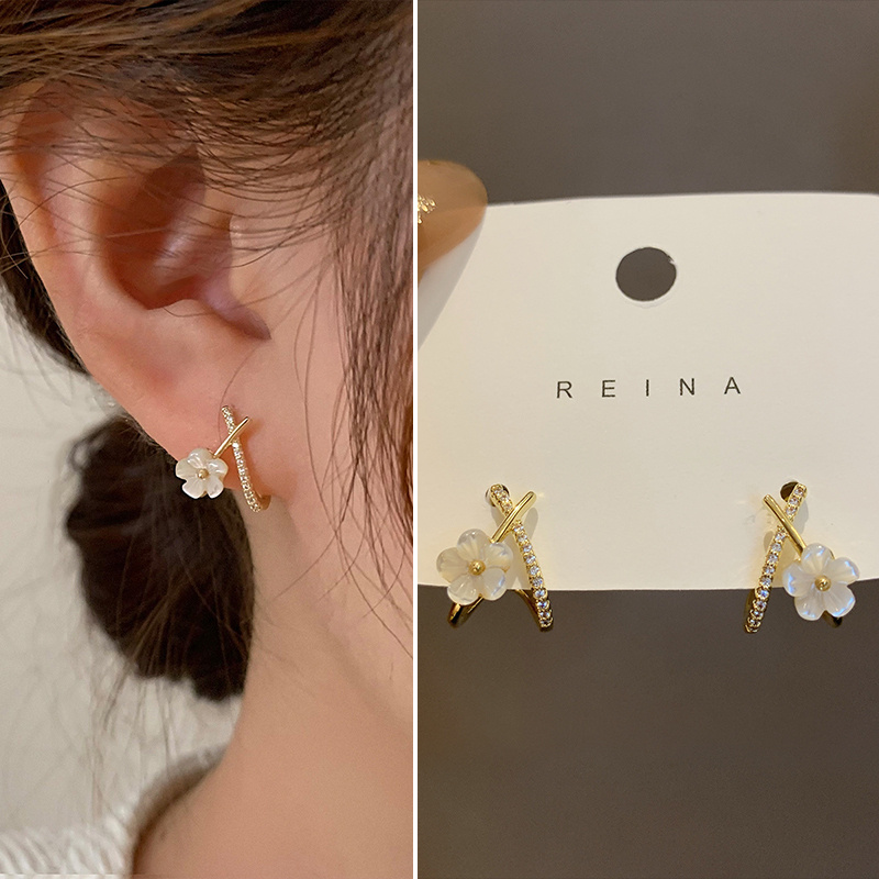 【一折专区】奥特莱斯清仓镶钻花朵耳钉outlets女配饰|潮流礼品女