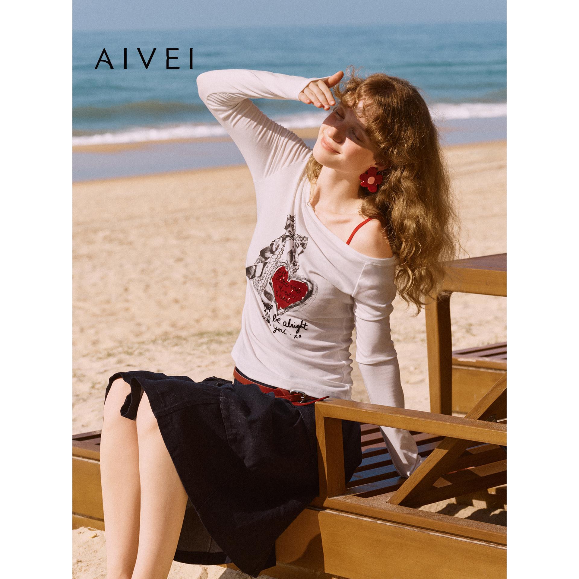 AIVEI欣贺艾薇2026早秋新复古纯欲印花字母一字肩长袖T恤XSV5T05C
