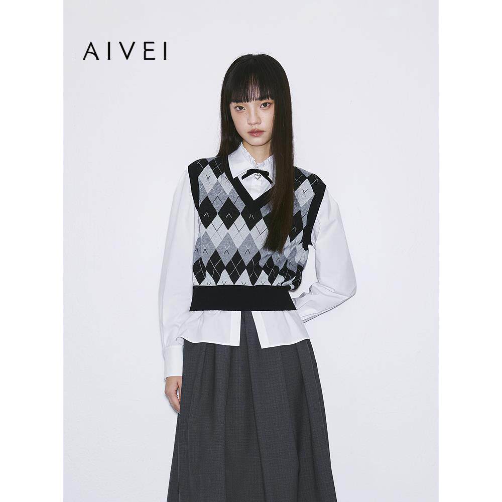 AIVEI欣贺艾薇2025冬季新学院风格纹针织背心高知V领马甲XRV7N03B