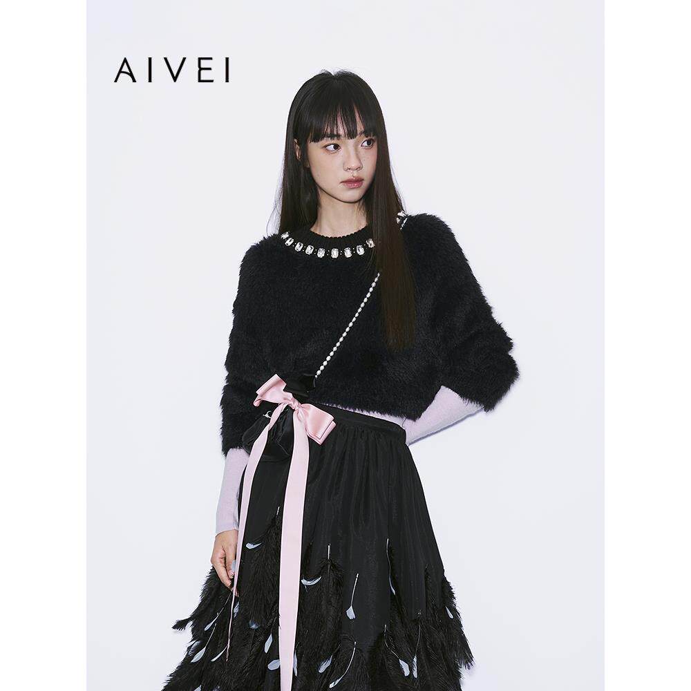 AIVEI欣贺艾薇2025冬季新貂毛水钻毛衣小香风针织衫XRV7M36A