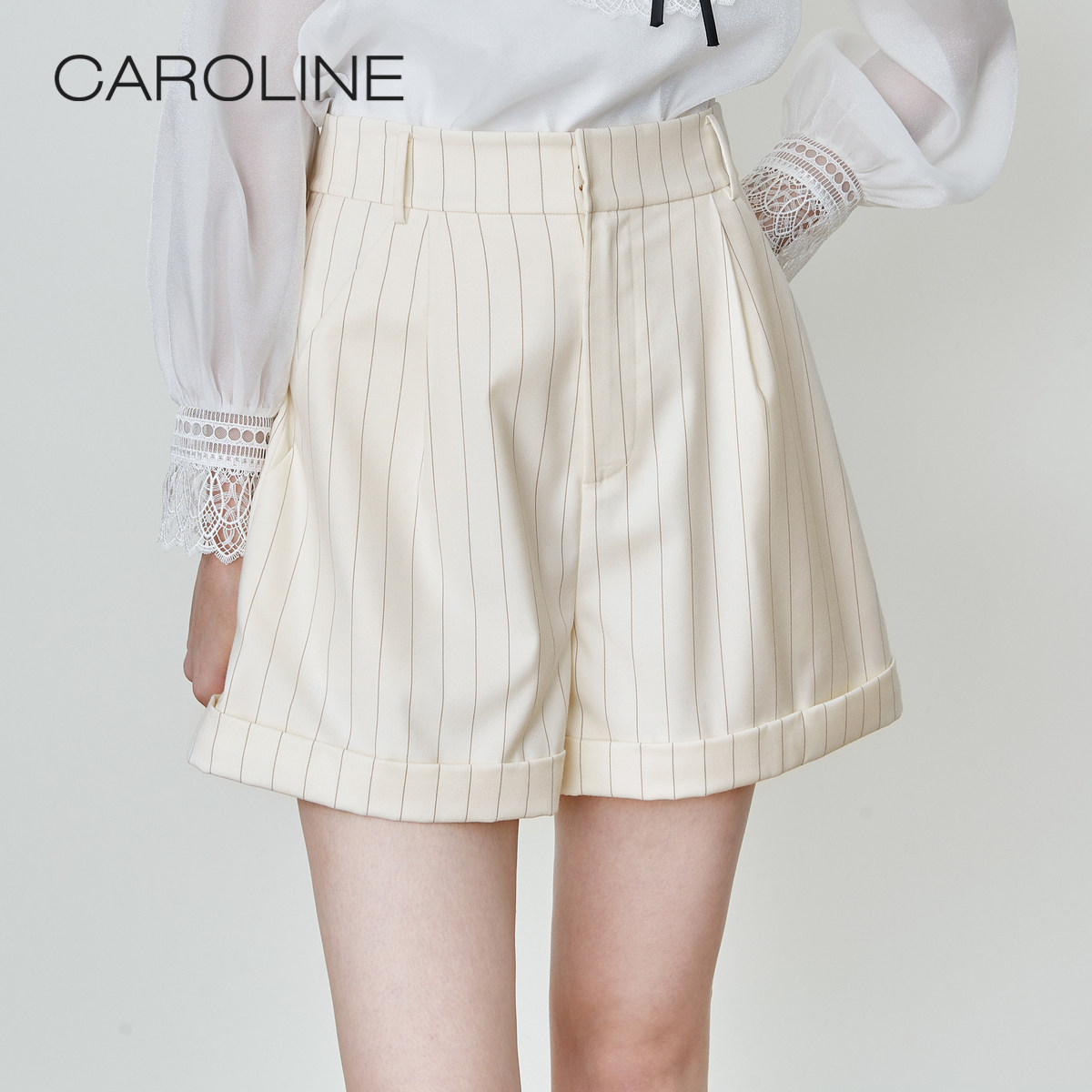 CAROLINE卡洛春季西装短裤CA