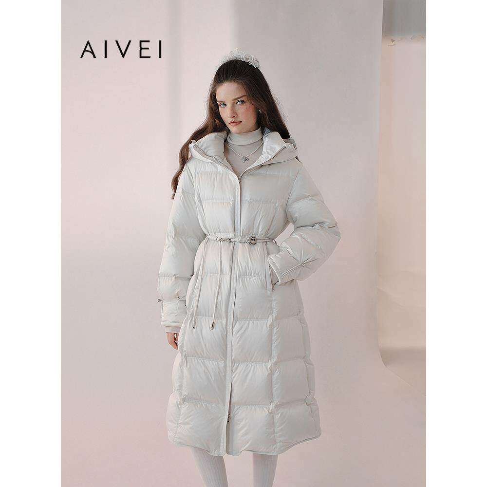 AIVEI欣贺艾薇2025冬季新长款过膝鹅绒连帽泡芙羽绒服XRV7G35B