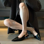 2025年新款 小跟一字扣带包头凉鞋 法式 女后空中跟女鞋 黑色尖头单鞋