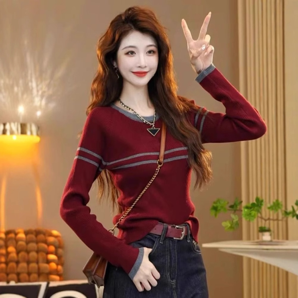 今年流行安哥拉红圆领长