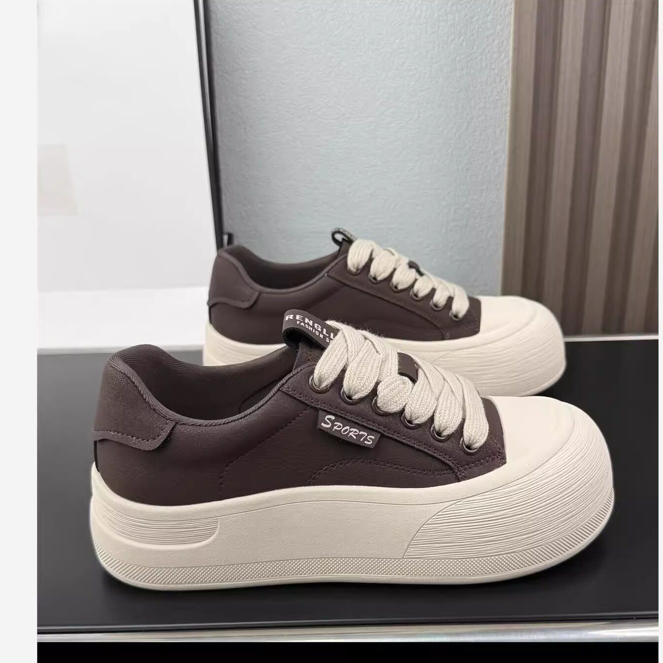 厚底增高百搭休闲板鞋女2025新款女款秋款爆款轻便防滑软底不累脚