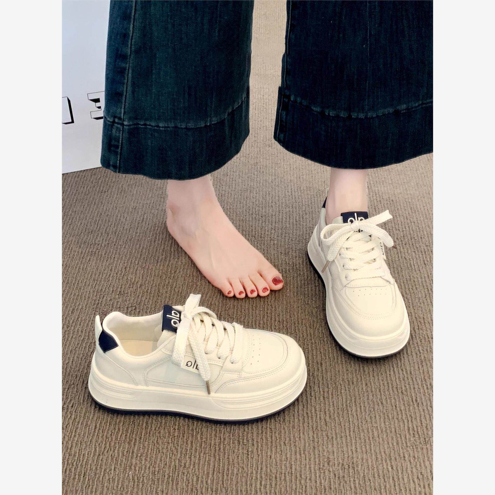 厚底小白鞋女款2025新款秋季爆款增高通勤百搭学生运动休闲板鞋子