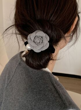 秋冬灰色山茶花丝绒发抓发圈头饰高弹扎头发饰女后脑勺盘发鲨鱼