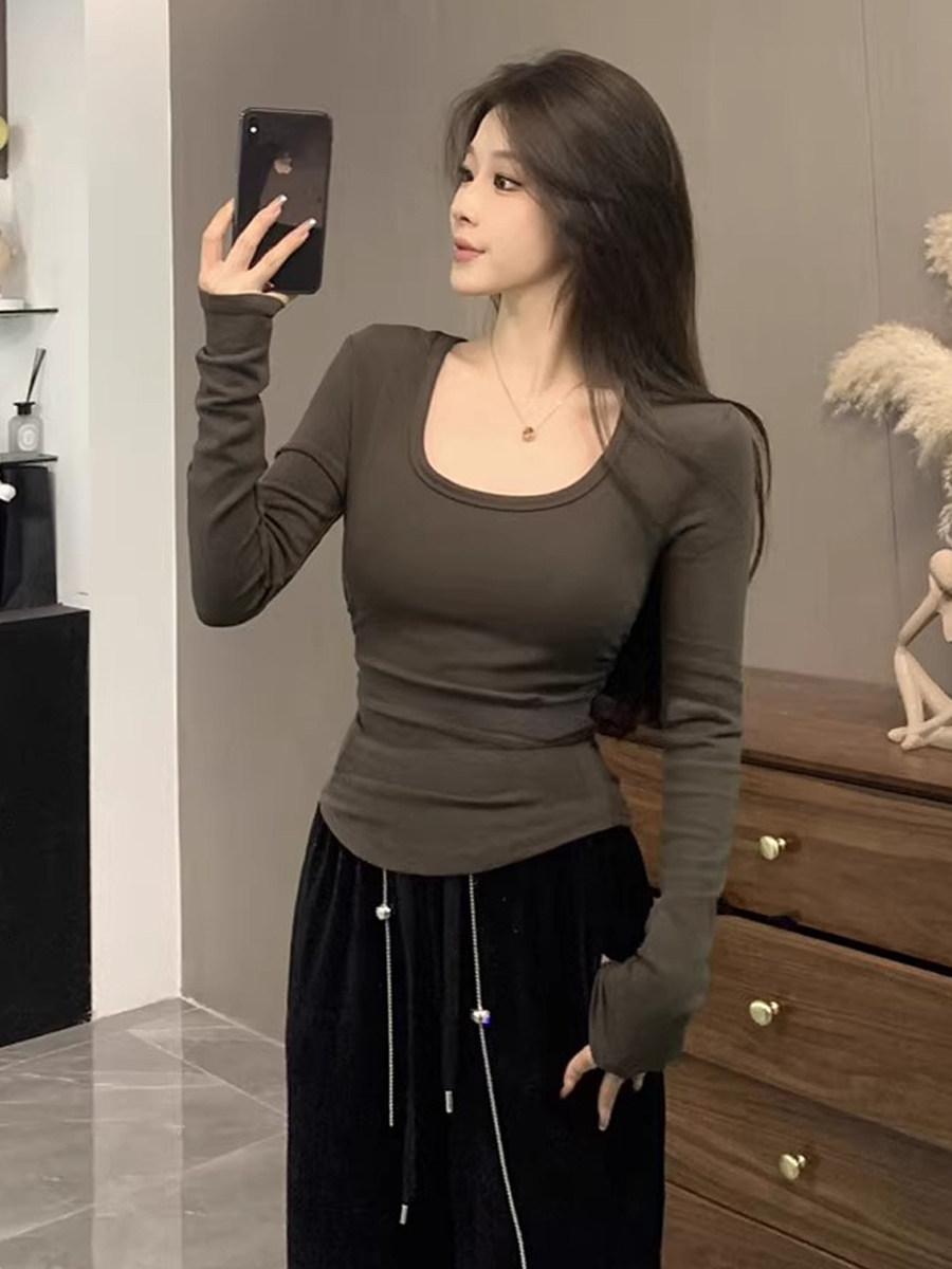 PURE DESIRE U-NECK VELVET BASE SHIRT FEMALE AUTUMN AND WINTER HOT GIRL PINCHED WAIST SLIM SHORT DESIGN SENSE BRUSHED THICK LONG-SLEEVED T-SHIRT