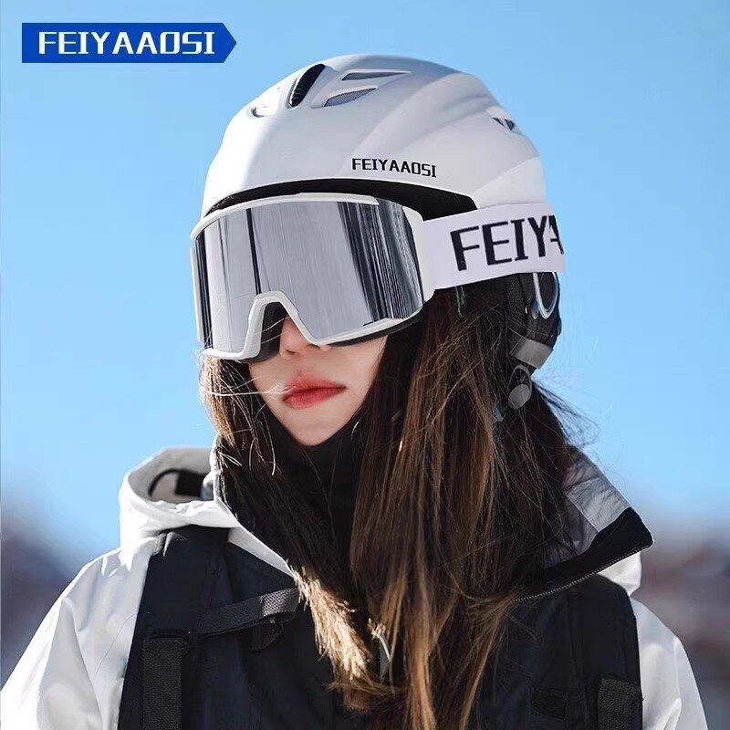 滑雪头盔女单板专业雪帽眼镜一体式男雪盔全套装备儿童盔帽护目镜