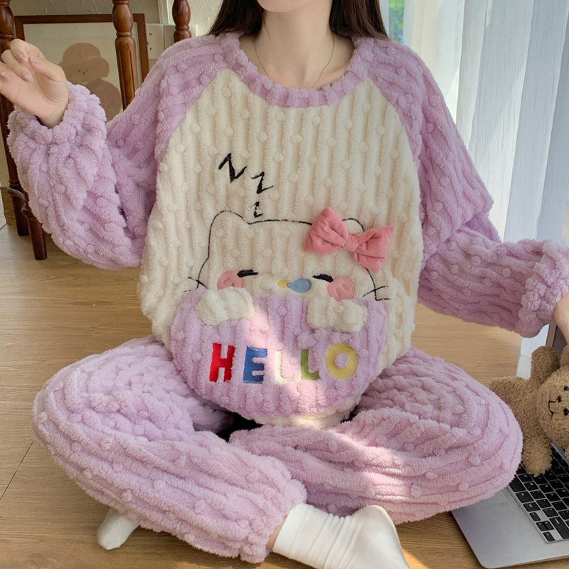卡通法兰绒睡衣2024年女