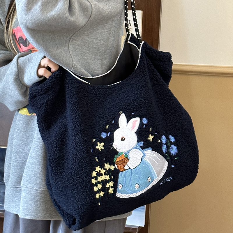 日本代购balchin刺绣兔子