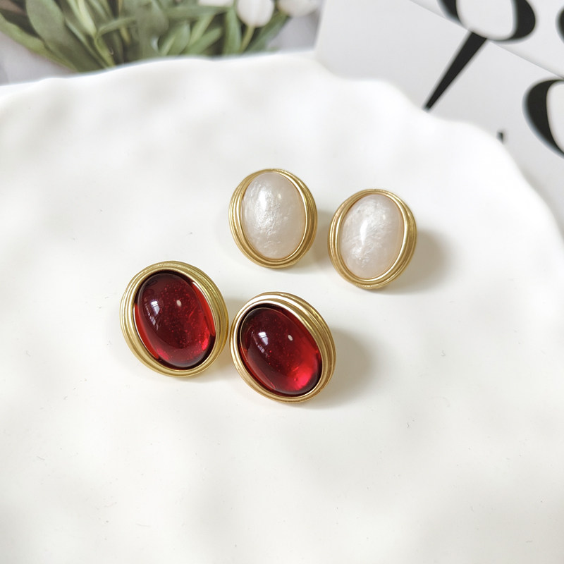 微醺红酒 | 港风复古鹅蛋圆耳钉s925银针气质红色微透光哑光耳饰