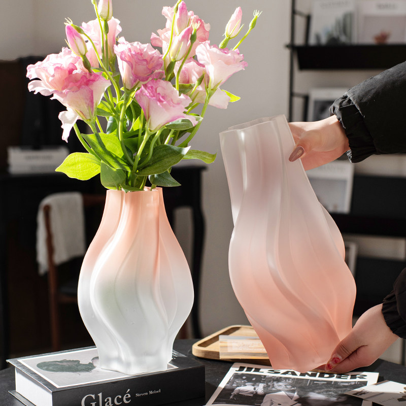 花瓶设计感小众磨砂玻璃粉色扭纹高级感创意客厅餐桌插花艺术摆件,家居饰品,花瓶,淘宝优惠券,粉丝福利购,淘宝优惠卷