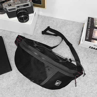 大容量新款胸包男女户外旅行休闲斜挎包运动防水旅游男士单肩背包