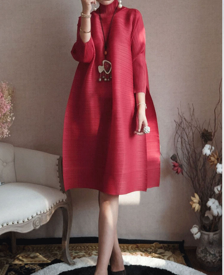 。三宅褶皱高领连衣裙欧洲站高端大码宽松女装一生风琴褶洋裝裙子