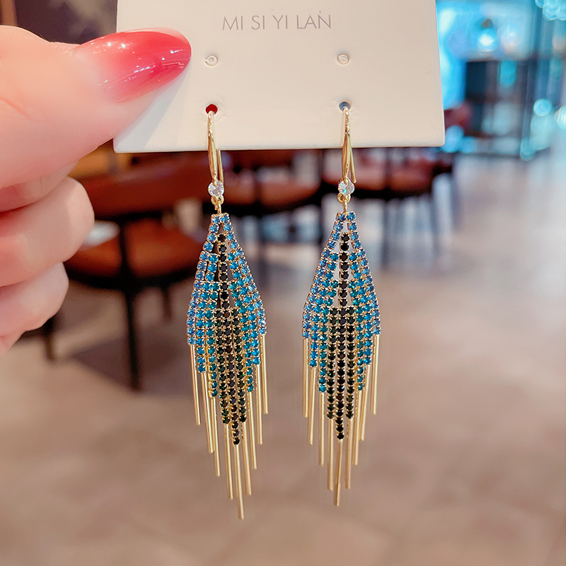 高级感吸睛耳环气质百搭流苏耳饰