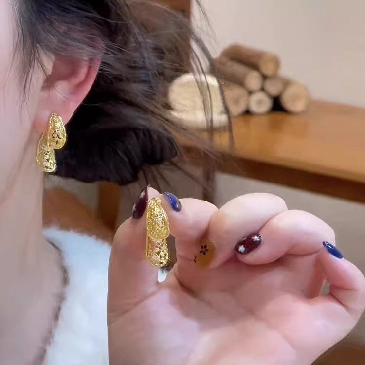 简约一款两戴金色镂空水滴耳环轻奢精致高级感耳钉时尚气质耳饰女,饰品/流行首饰/时尚饰品新,耳环,淘宝优惠券,粉丝福利购,淘宝优惠卷