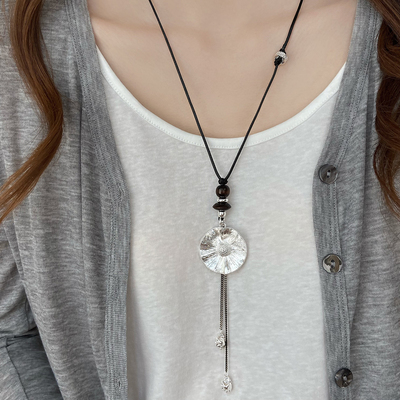 2025秋冬新款皮绳吊坠长款项链女