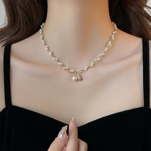 花生吊坠气质珍珠项链女款2025新款高级感轻奢小众配饰女颈链首饰