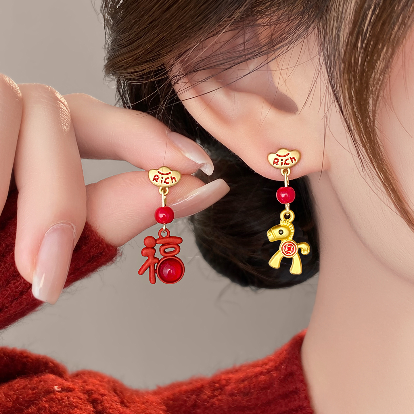 新款生肖马红色不对称福字耳环女