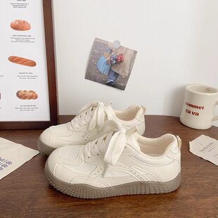 配裙子百搭皮面厚底小白鞋女2026春季新款小众设计感运动休闲板鞋
