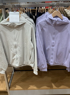 女装25冬季新款双面穿防风摇粒绒拉链连帽外套户外防水夹克479697