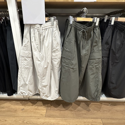 女生休闲工装裙半身裙