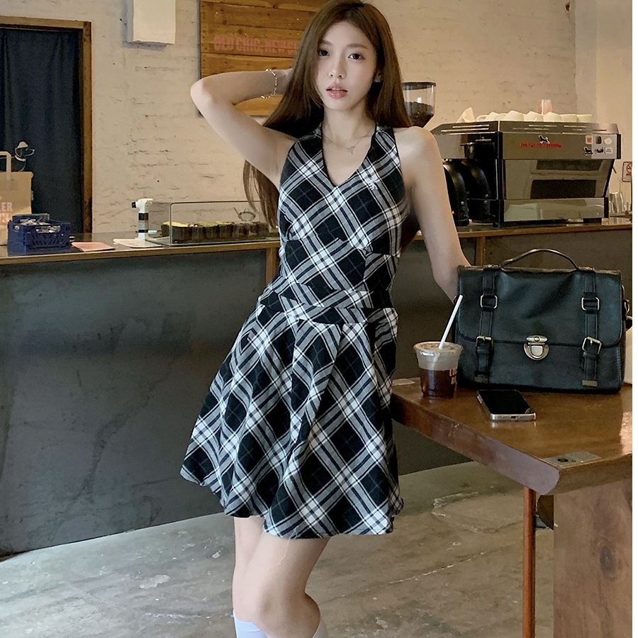 夏安若法式甜酷学院风纯欲辣妹背心连衣裙女夏季富家千金感穿搭