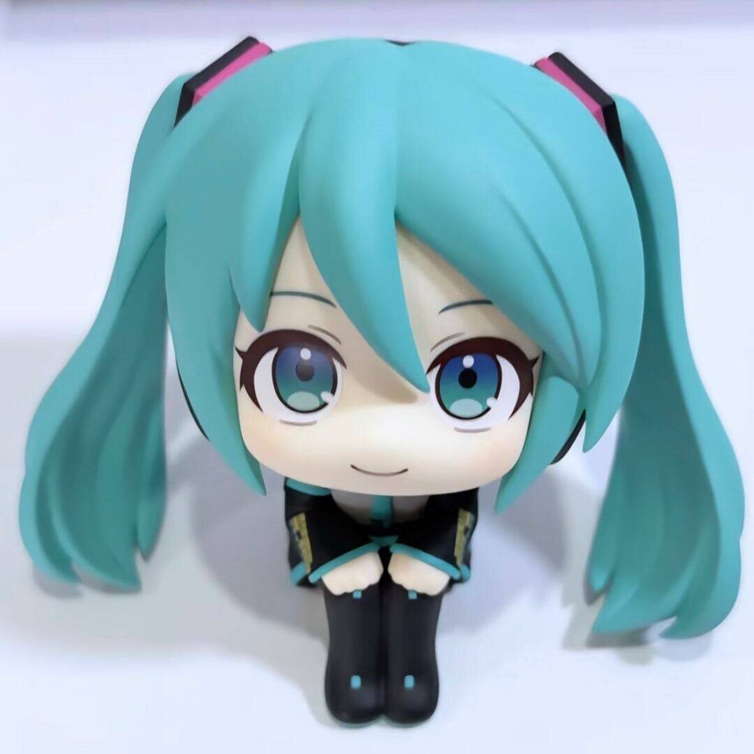 Q版初音未来手办动漫周边潮玩公仔坐姿初音玩偶可爱桌面摆件礼物