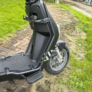 适用深远T90电动车保险杠保护杠防护杠深远T3/A7/A8外卖T300护杠