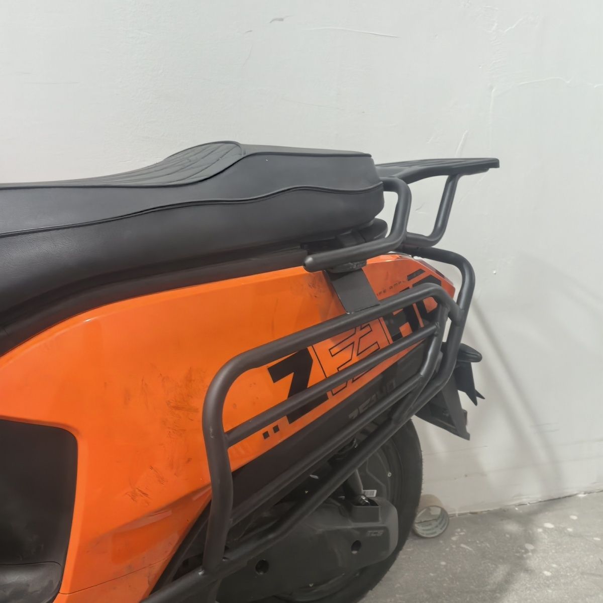 适用于极核AE4电摩款前后