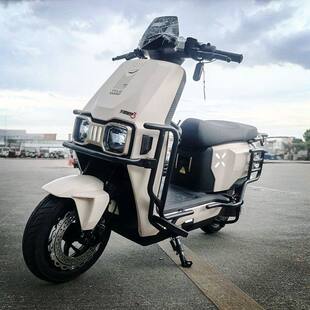 适用适用2025新款台铃赤兔护杠电动车前保险杠尾箱后备后尾架外卖