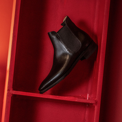 英伦男士黑色牛皮切尔西皮时装靴