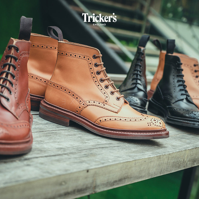 英国Tricker’s手工马丁靴