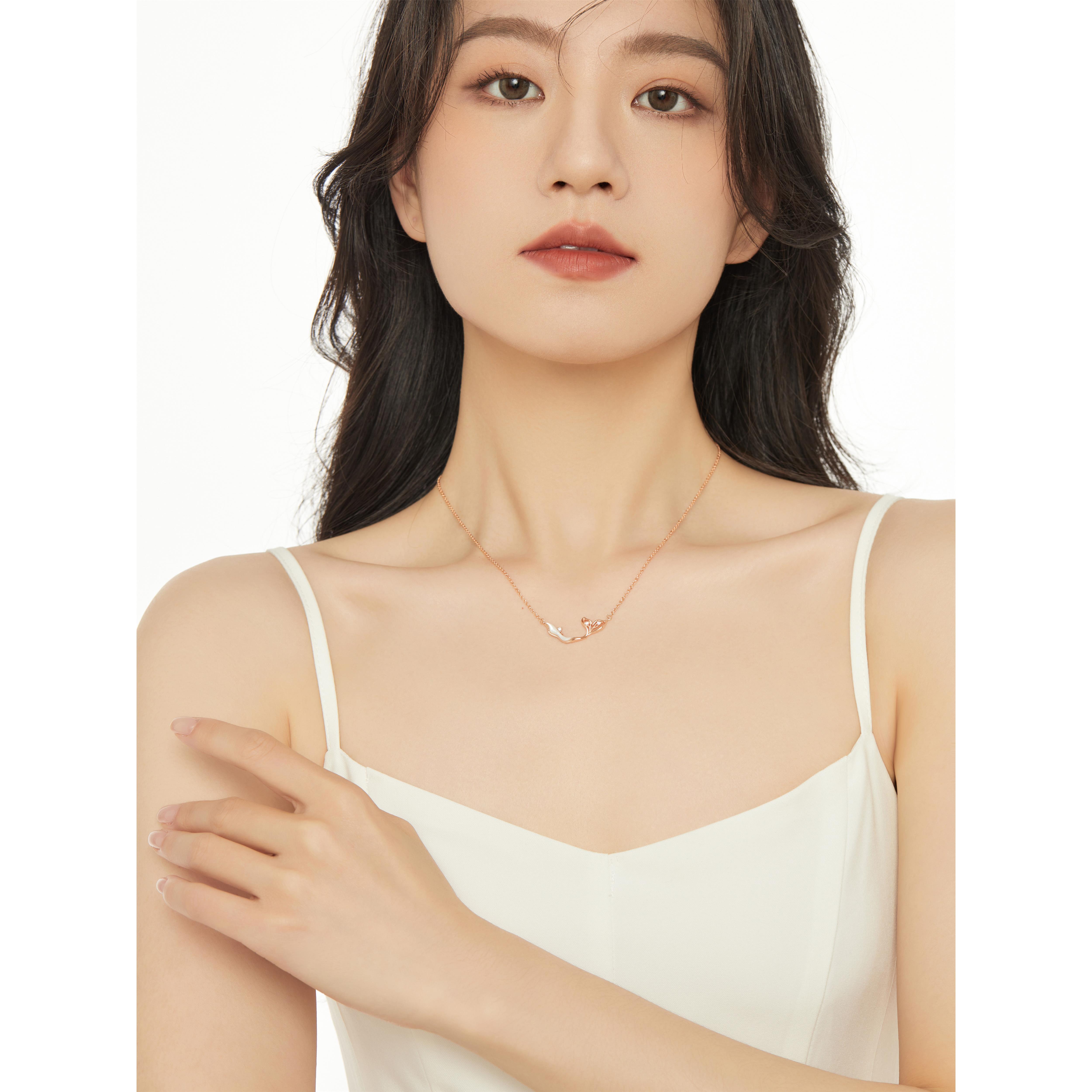 新加坡「设计师」Oho Ou 项链女年年有 "鱼"你相伴锁骨