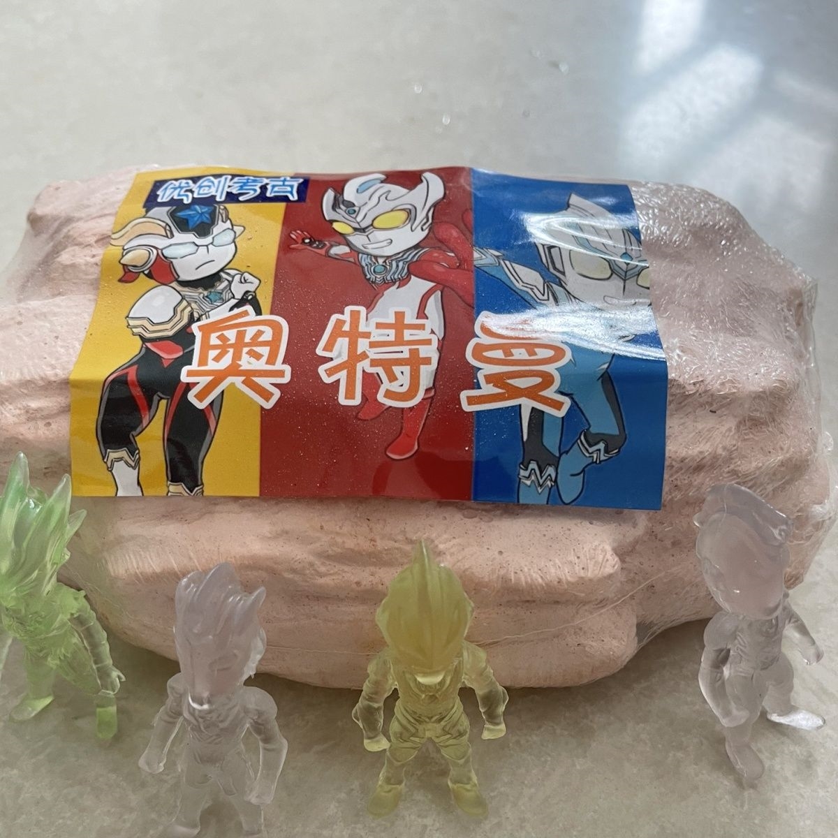 儿童考古化石挖宝盲盒挖恐龙