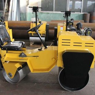 小型座驾式振动压路机厂家坐驾式压路机配件小型座驾式震动压路机