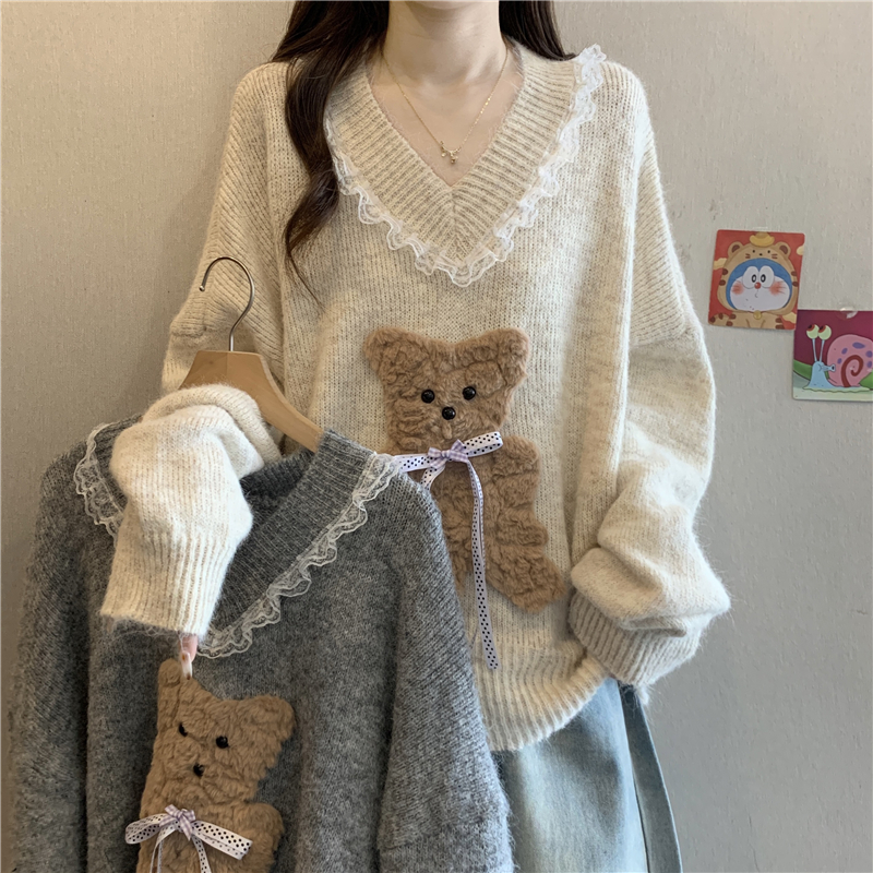 蕾丝拼接卡通小熊针织衫毛衣女秋冬大码胖mm奶呼呼软糯慵懒风上衣