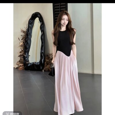 Madofit麻豆/1841 午茶小调气质感褶皱 Black pink无袖背心连衣裙