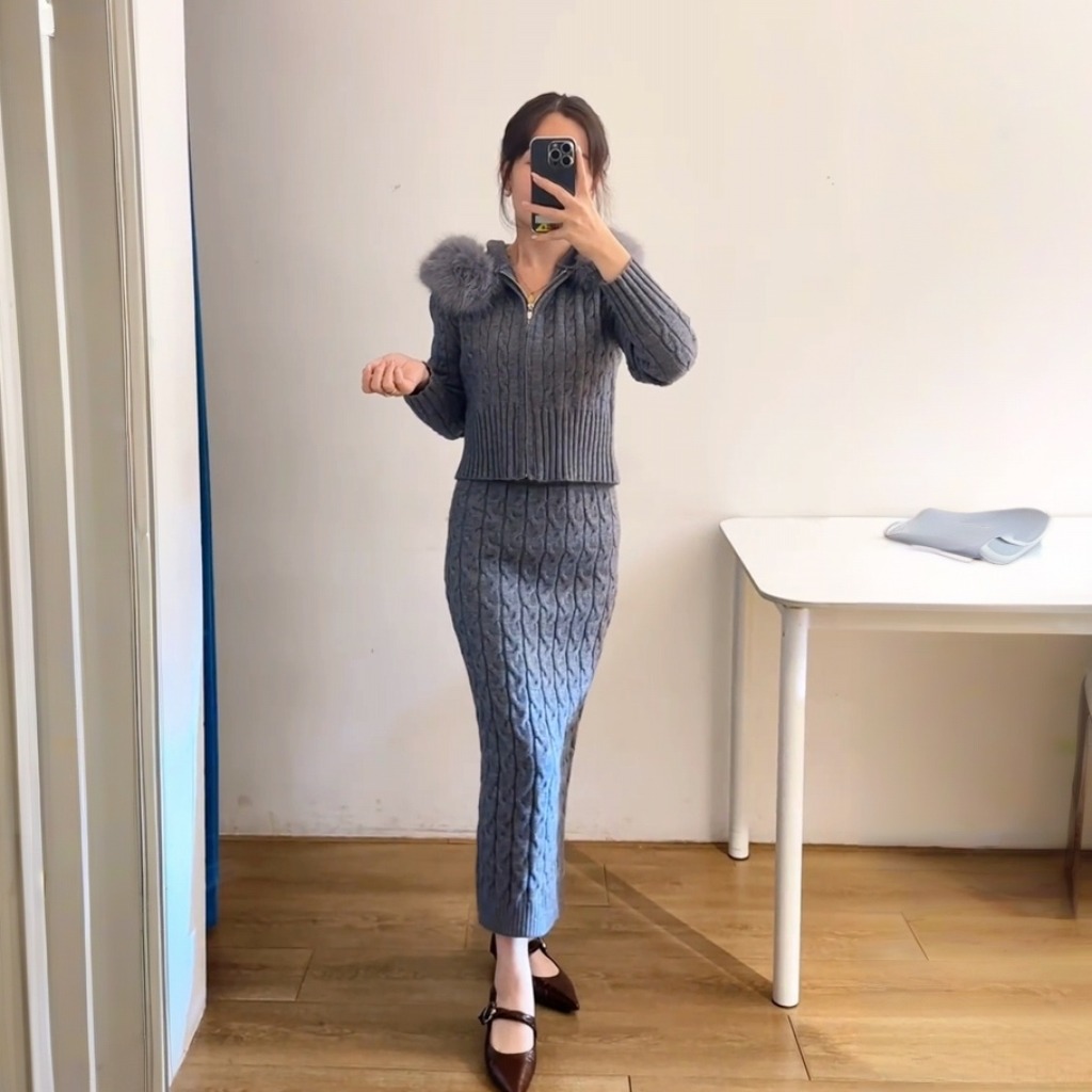 实拍麻花 开叉 设计感包臀半身裙+拉链上衣外套连帽毛毛针织套装