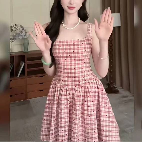 甜美俏皮少女感格纹A字裙