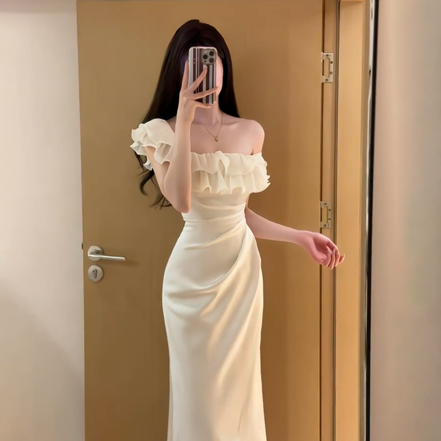 从一呼吸决定纯欲风一字领缎面鱼尾连衣裙一裙多穿高级晚礼长裙