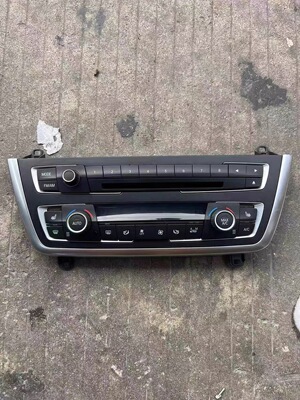 适用于BMWF底盘3系5系7系F15F16F30F35F18F10空调出风口面板总成