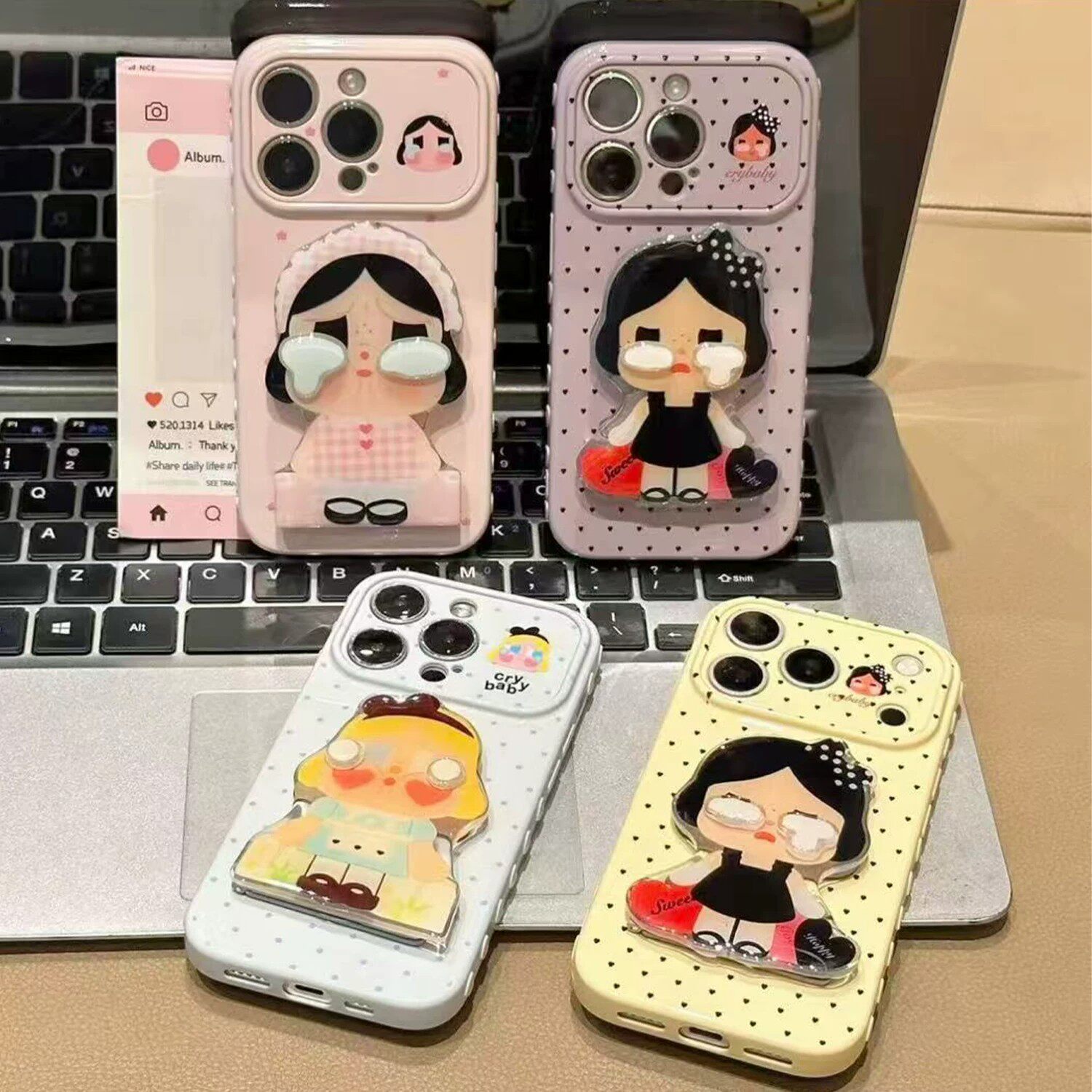 侧边爱心粉黑蓝裙哭娃支架适用苹果17手机壳iPhone15promax新款16Plus秒变17大视窗14/13卡通12/11promax防摔