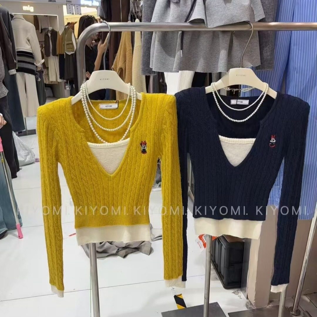 十三行2024秋冬新款韩系米奇刺绣假两件短款毛衣女气质加厚针织衫