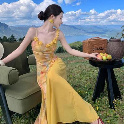 2026亚马逊外贸海边度假黄色连衣裙女夏明媚艺术生穿搭雪纺吊带长