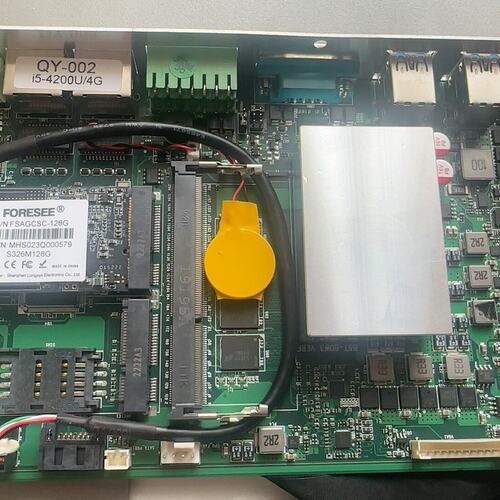 议价QY-002主板 i5-4200U/4G 拆机件 成色还可以