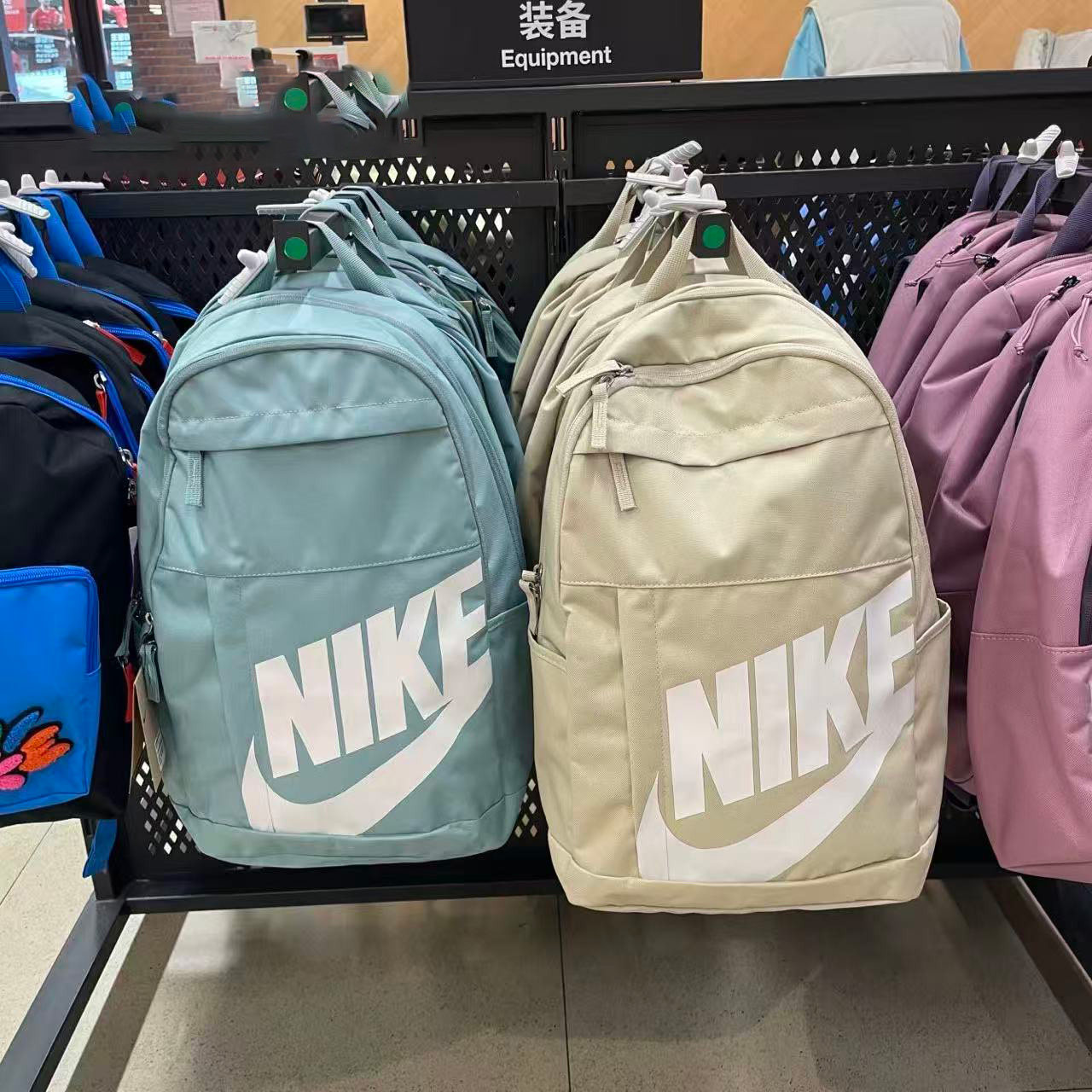 NIKE耐克双肩包男女运动背包大容量学生书包旅行包简约百搭电脑包