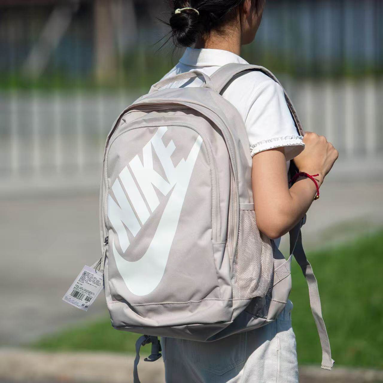 耐克新款双肩包nike书包背包白色大学生男旅游旅行包女大容量运动